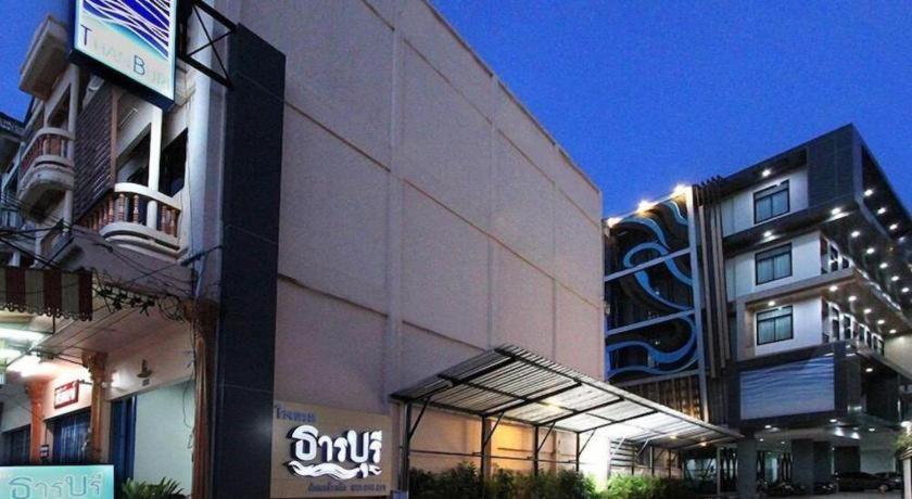 Thanburi Hotel Udon Thani Exteriör bild