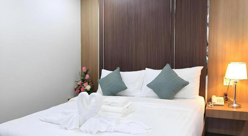 Thanburi Hotel Udon Thani Exteriör bild