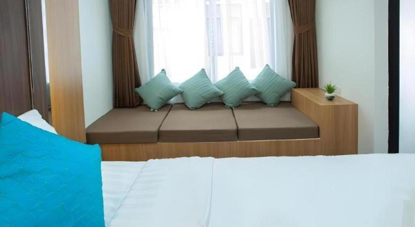 Thanburi Hotel Udon Thani Exteriör bild