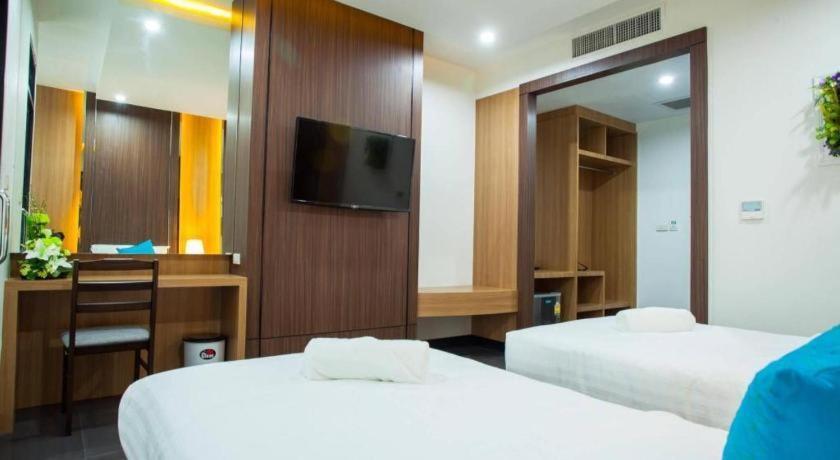 Thanburi Hotel Udon Thani Exteriör bild