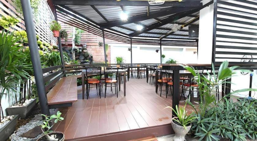 Thanburi Hotel Udon Thani Exteriör bild