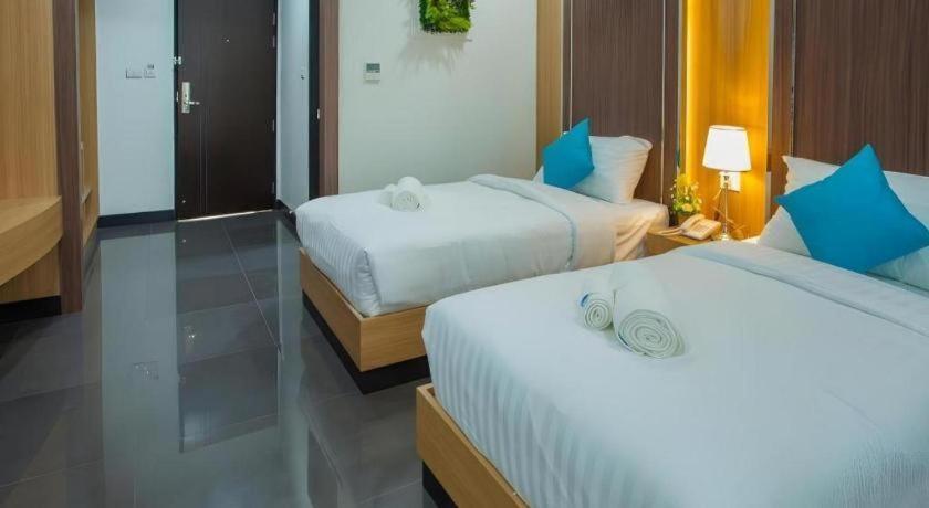 Thanburi Hotel Udon Thani Exteriör bild